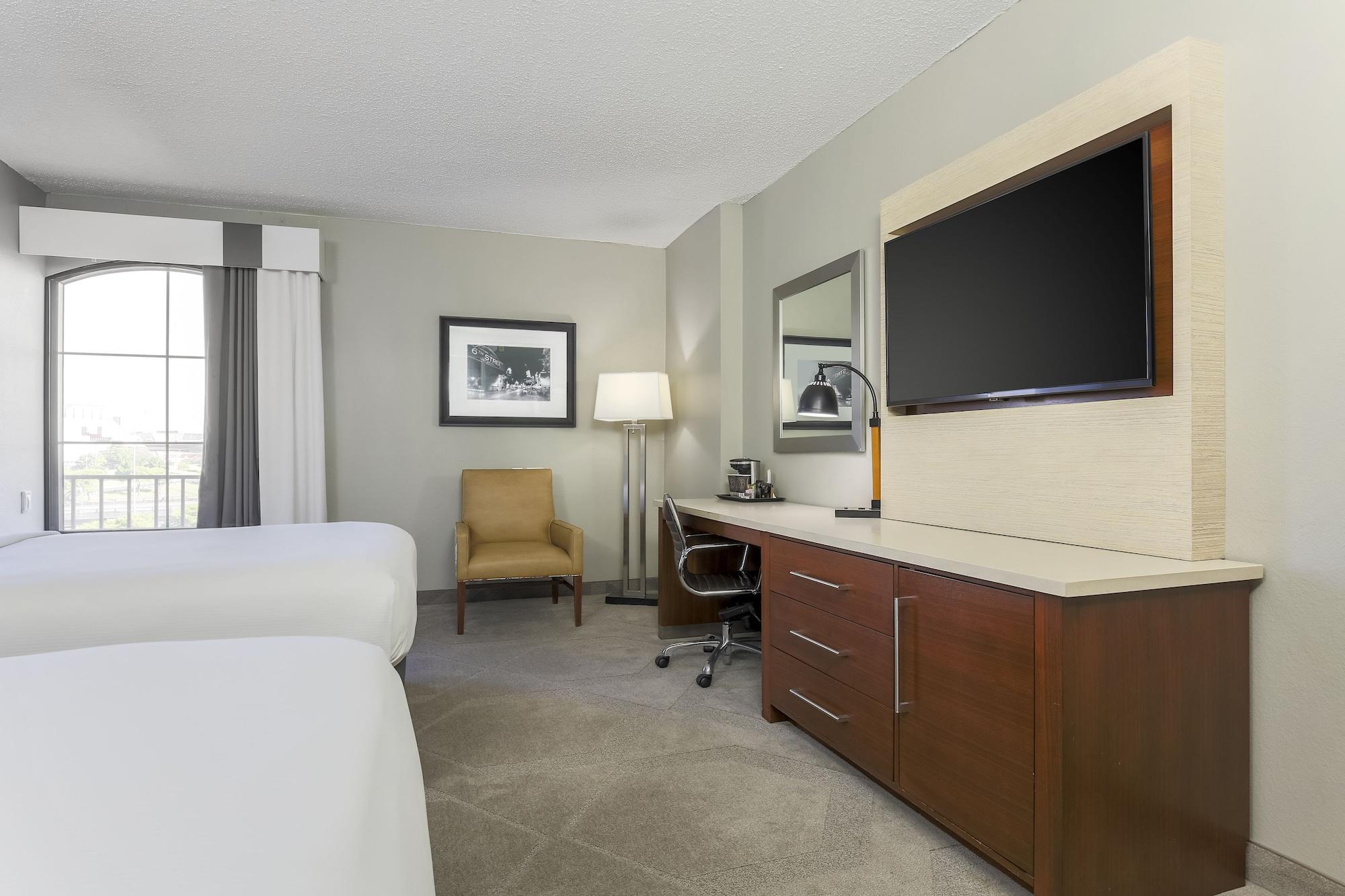Doubletree By Hilton Austin-University Area Exterior foto
