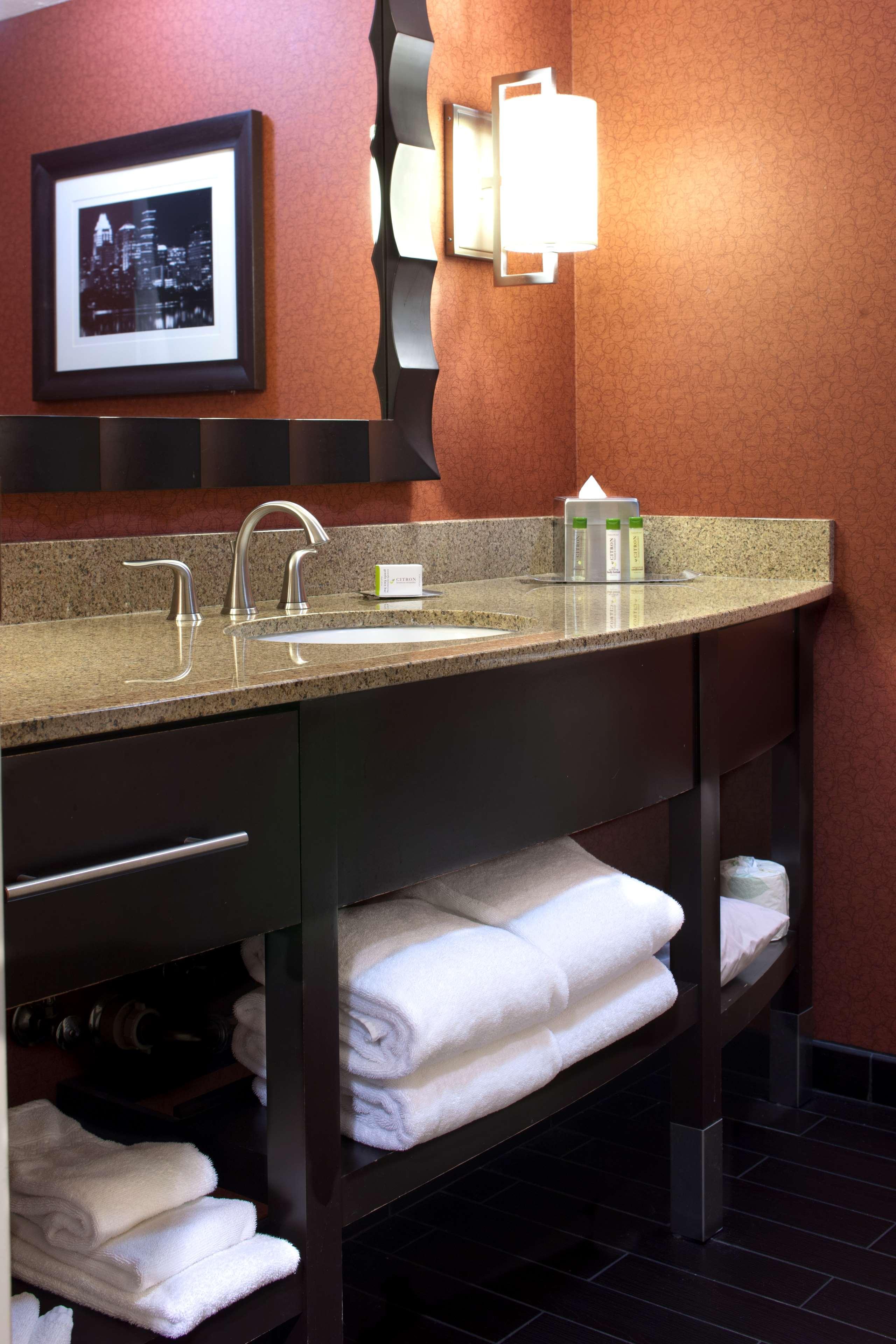 Doubletree By Hilton Austin-University Area Zimmer foto